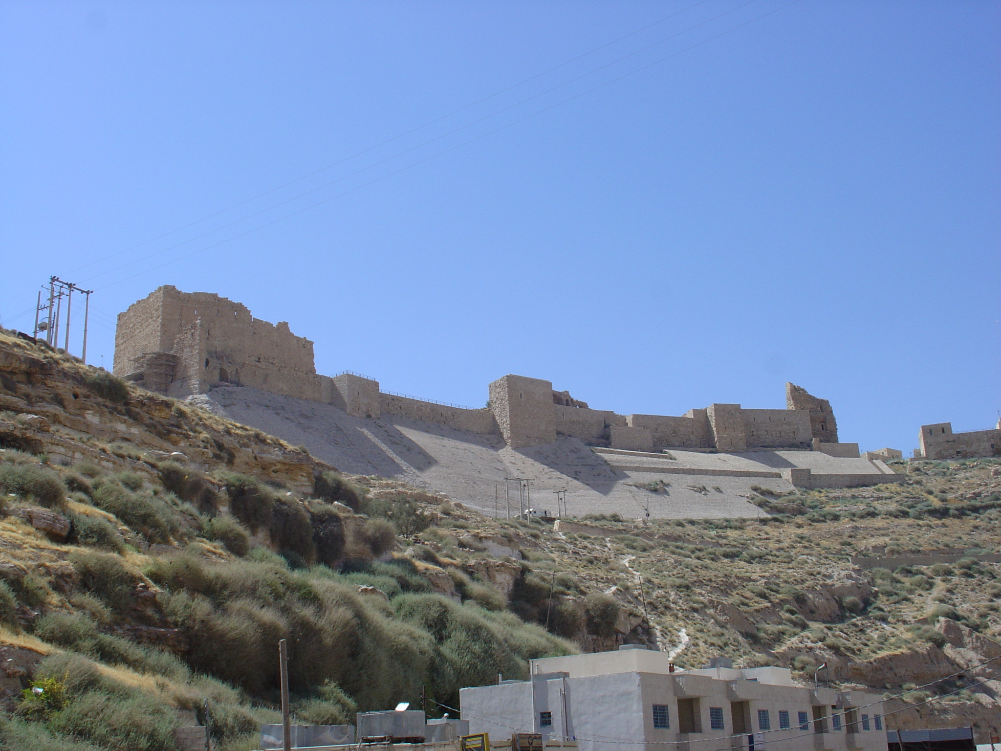 32 hrad Kerak